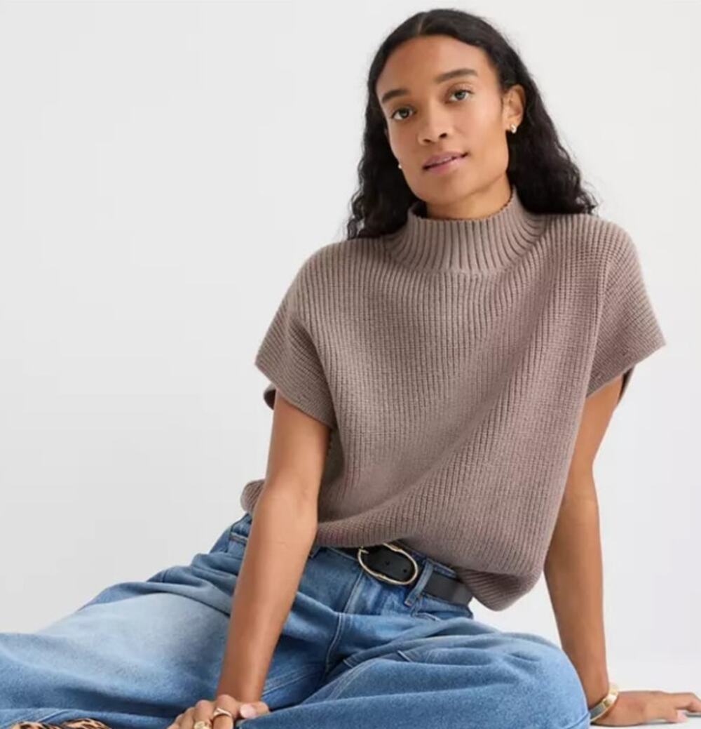 Loft Angled Ribbed Wedge Sweater Vest Brown Mock Neck Knit Preppy Women's S
